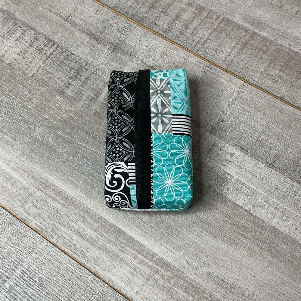 Modern Fabric Tissue Holder Pocket Tissue Cover Travel Size Tissue Case